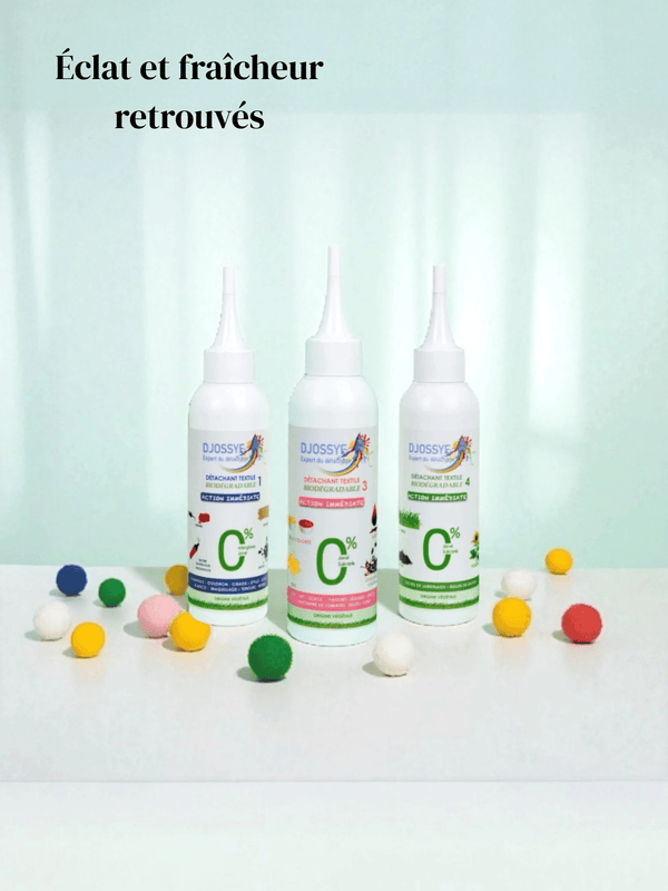 Trois détachants textiles (n°1, n°3 et n°4) pour traiter les taches de maquillage et teinture, les taches alimentaires et les taches de jardinage sur les vêtements.